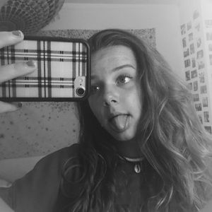 Meet your Posher, Julianna